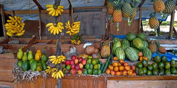 Fruit stand in Dar es Salaam